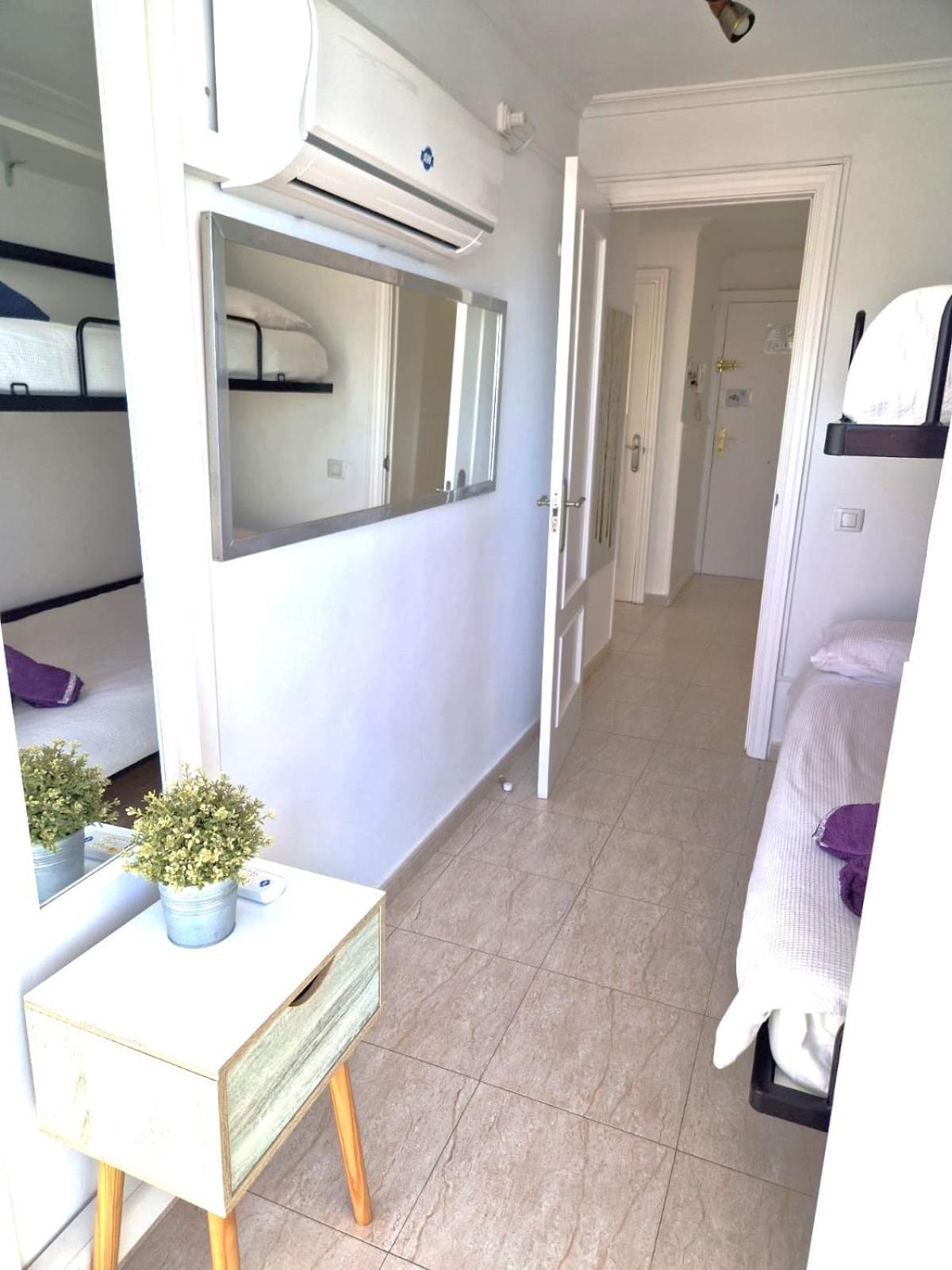 Ferienwohnung Vistas Al Mar. Gran Salon. Playa A 1 Minuto. Wifi Alicante Exterior foto
